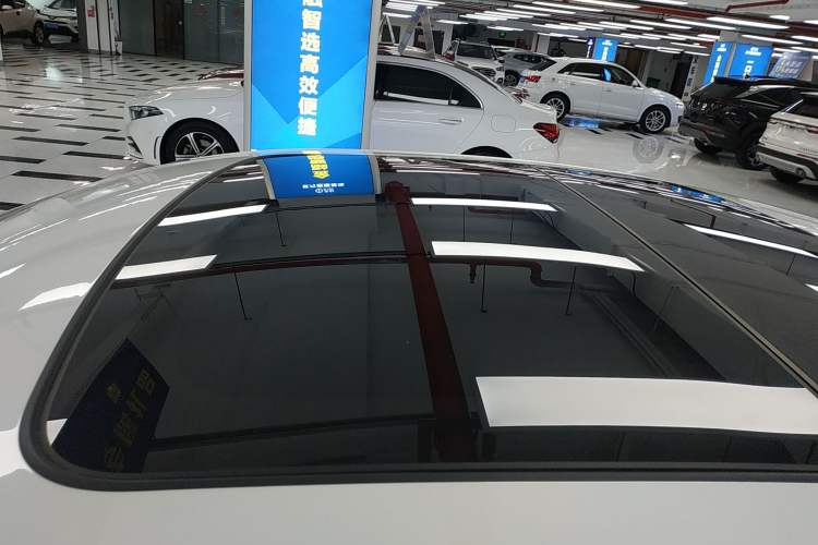 Used Volvo S60 2025 B4 Zhiyuan Luxury Edition
