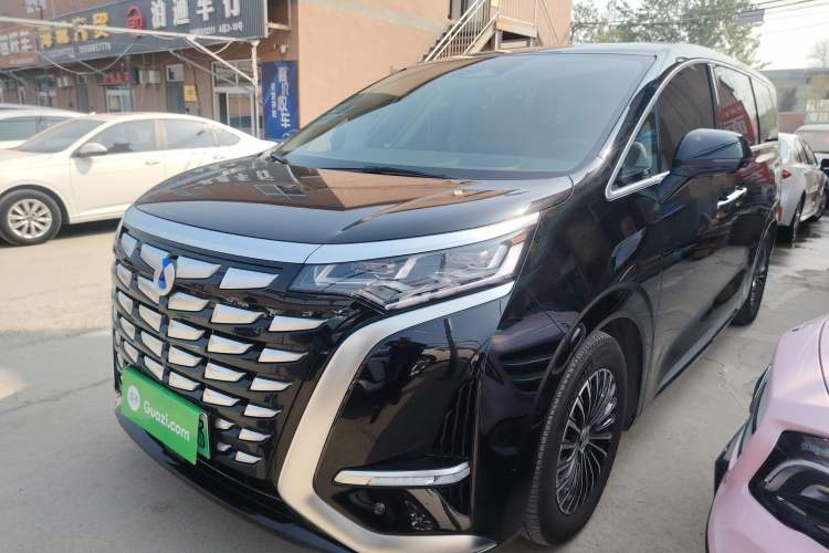 Used Denza D9 2022 DM-i 970 Four-Wheel Drive Prestige Model