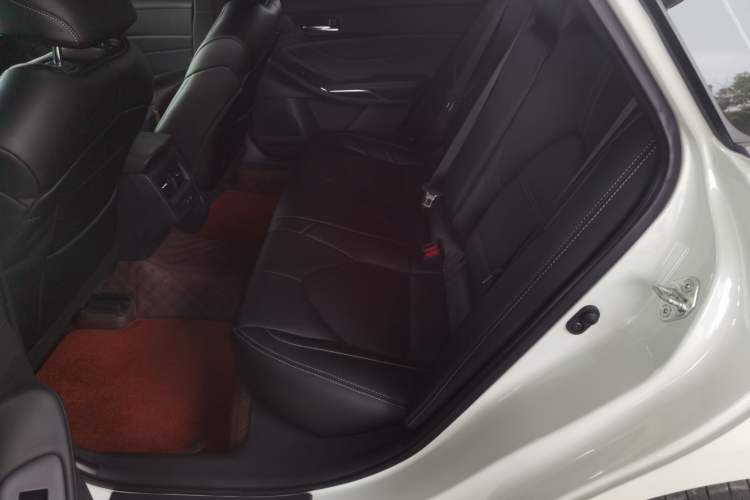 Used Toyota Avalon 2019 2.5L Ambition Version China VI Standard