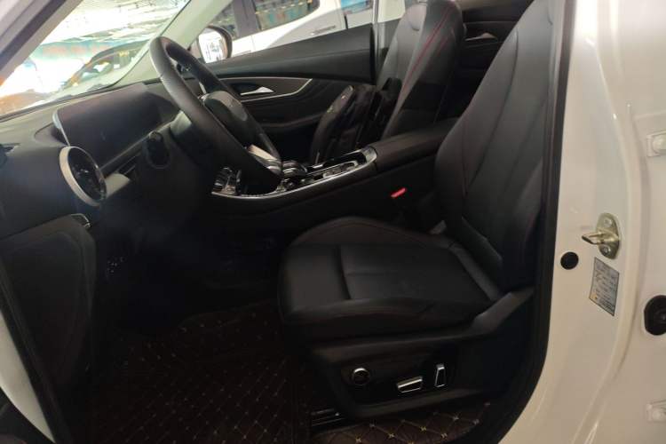 Used FORTHING T5 EVO 2021 1.5TD DCT Diamond Edition