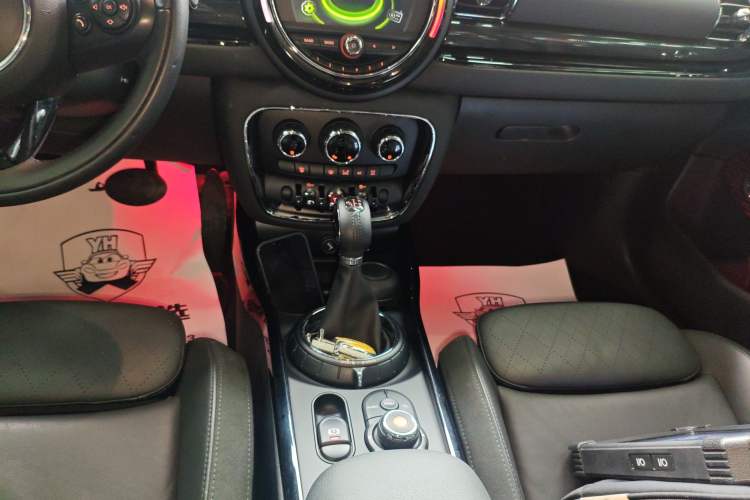 Used MINI Clubman 2016 Revised Version 1.5T COOPER Connoisseur Edition Gear Lever