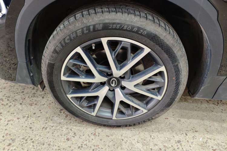 Used GAC Trumpchi GS8 2024 Linghang Series 2.0 TGDI Two-Wheel Drive Luxury Smart Connectivity Version
