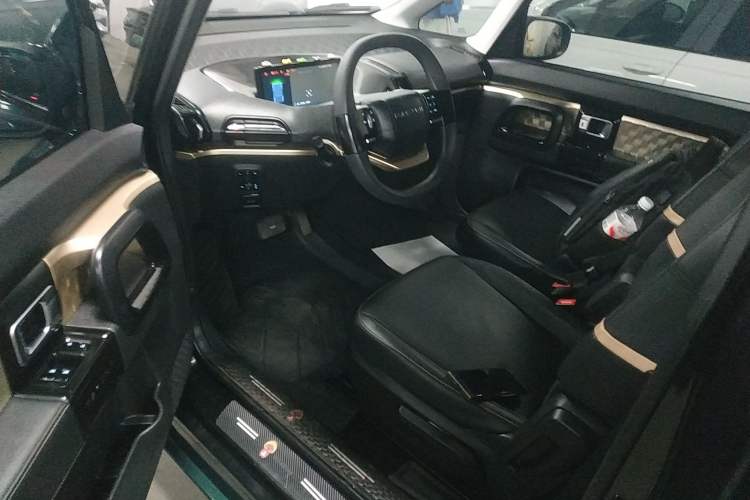 Used Baojun KiWi EV 2022 Artist Lite Edition Lithium Iron Phosphate Driver Seat