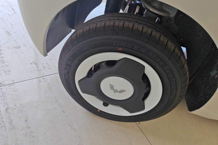 Used Wuling Hongguang MINIEV 2024 3rd Generation 215km Youth Edition