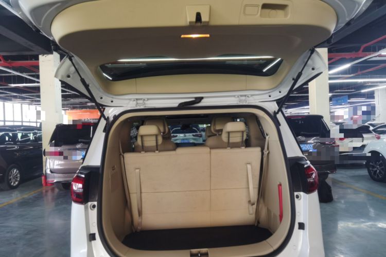 Used Buick GL8 2022 ES Landtrek 653T Luxury Edition