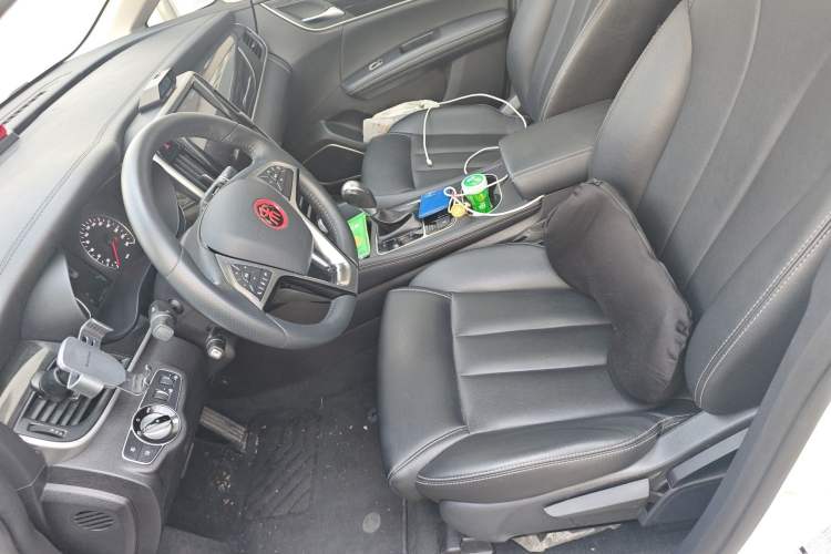 Used BYD Song MAX 2017 1.5T Automatic Smart Connect Elite 7-Seater Left Front Seat