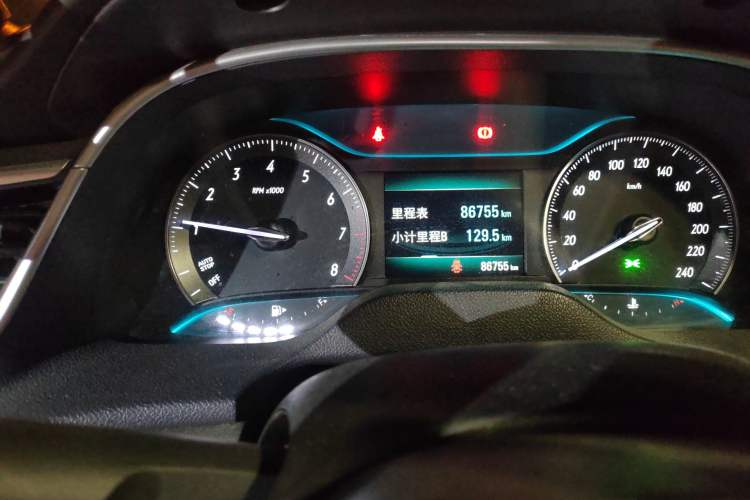 Used Buick GT 2018 15T Manual Elite Version China V Standard Instrument Cluster