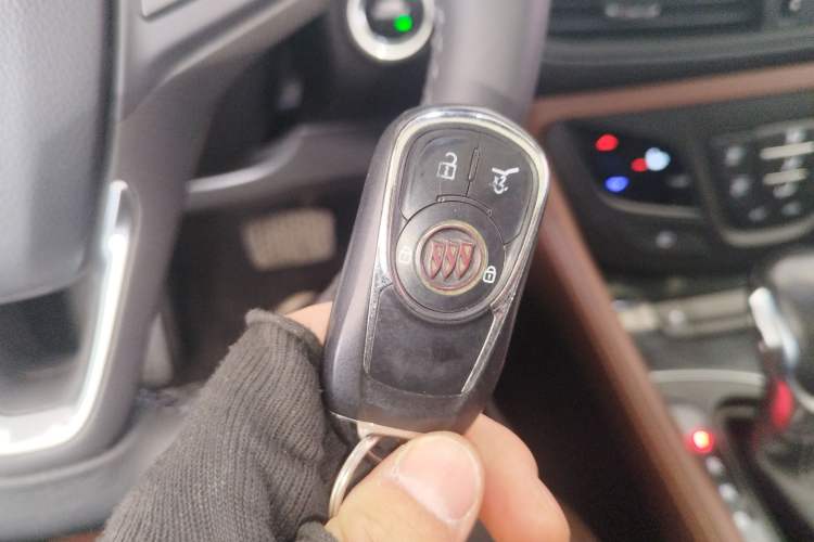 Used Buick Envision 2018 28T Four-Wheel Drive Elite Version