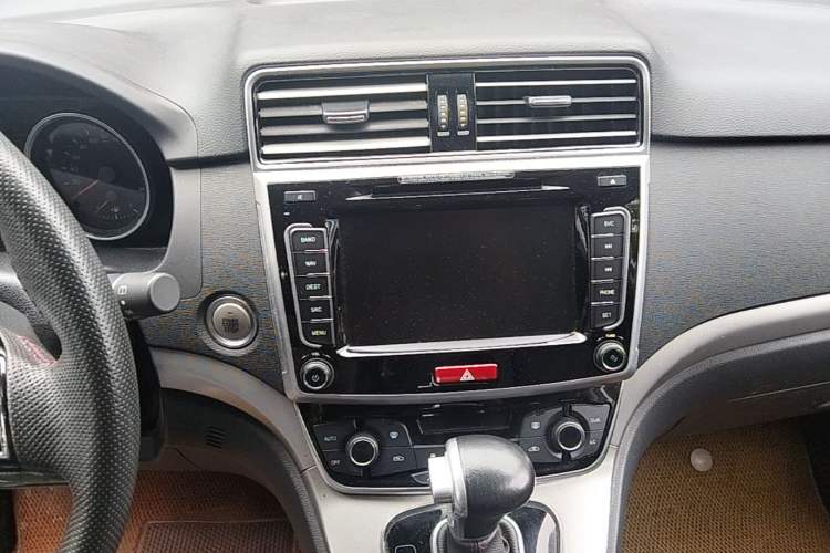 Used Haval M6 2017 1.5T Automatic Two-Wheel Drive Elite Model
