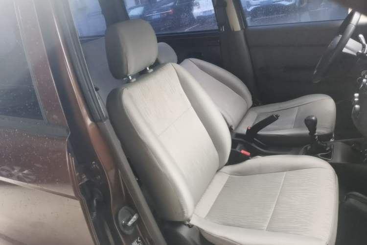 Used Wuling Hongguang 2021 1.5L Revised S Base Version with Electric Power Steering LAR