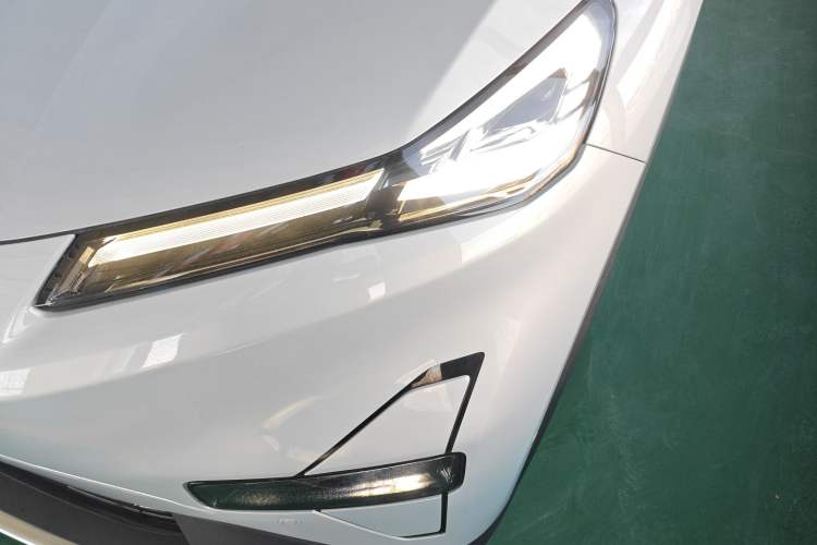 Used Deepal S05 2024 510Max Pure Electric Version Left Front Headlight