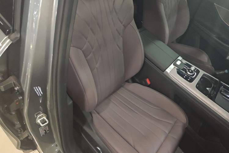 Used Chery Tiggo 9 2025 2.0T Dual-Clutch Two-Wheel Drive Luxury Edition 5 Seats