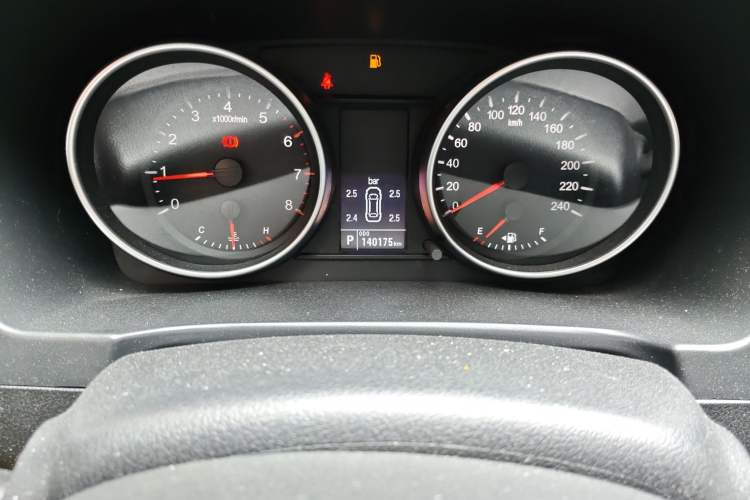 Used Haval H6 2016 Upgraded Model 1.5T Automatic Two-Wheel Drive Elite Version Odometer Close Up