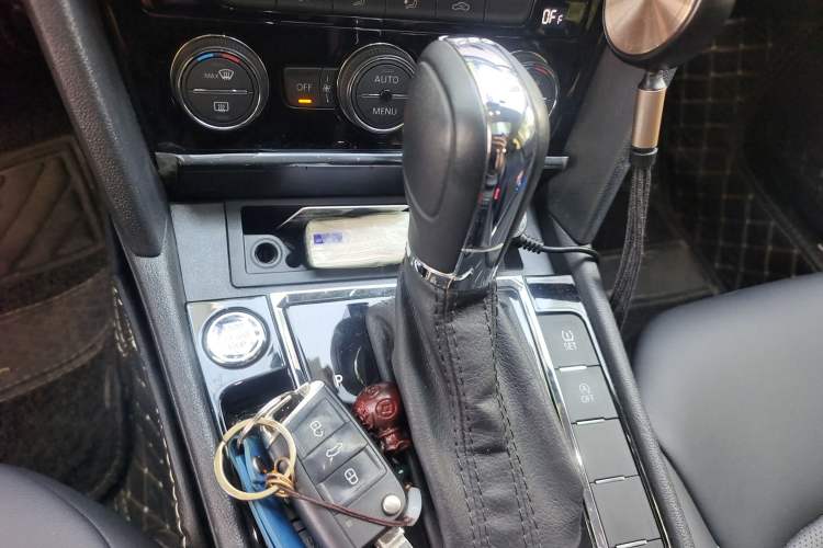 Used Volkswagen Lamando 2019 280TSI DSG Comfort Edition China VI standard