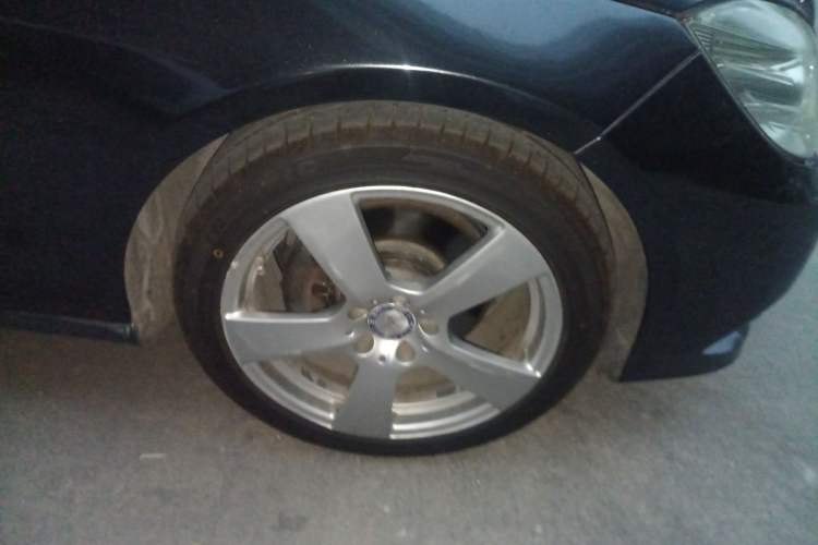 Used Mercedes-Benz E-Class 2013 E 260 L CGI Stylish Model
