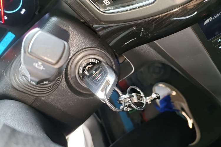 Used Chevrolet Captiva 2014 2.4L 4x4 Flagship Edition 7 Seats Vehicle Key