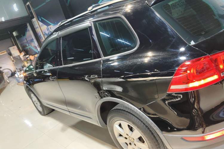 Used Volkswagen Touareg 2014 3.0 TSI New Edition
