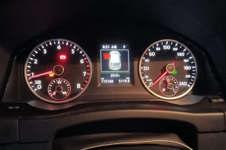 Used Volkswagen Tiguan 2015 1.8TSI Automatic Two-Wheel Drive Luxury Model Instrument Cluster