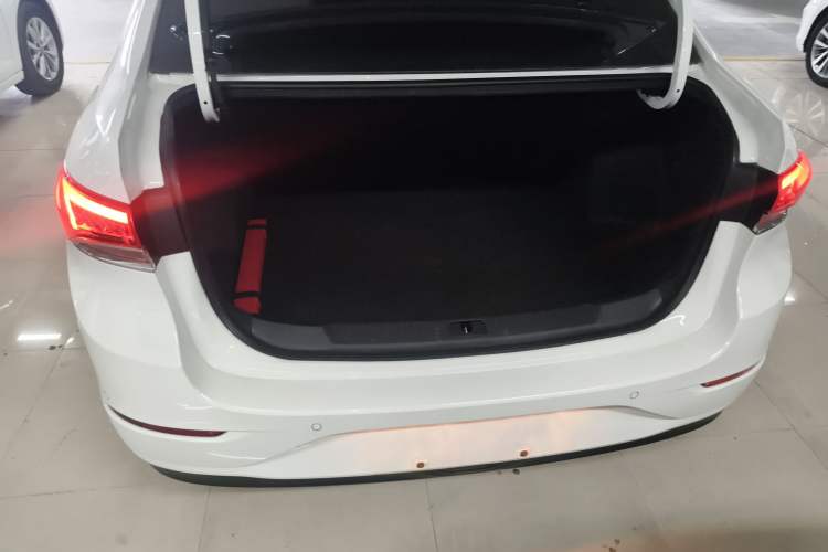 Used Buick GT 2021 Revised Version Flagship 1.5L Automatic Elite Edition Trunk