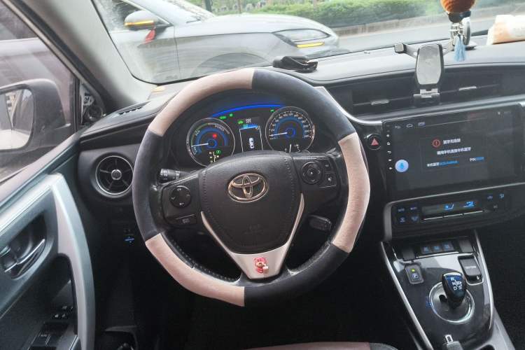 Used Toyota Corolla 2018 Dual-Engine 1.8L E-CVT Smart Edition Steering Wheel