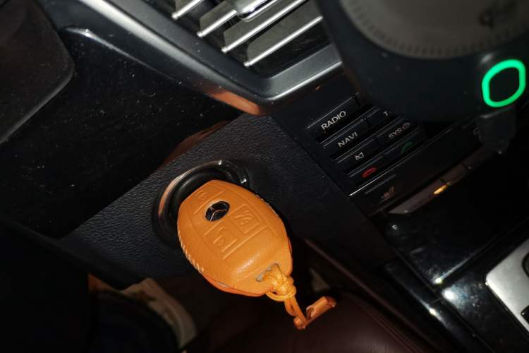 Used Mercedes-Benz E-Class 2010 E 260 CGI Fashion Model