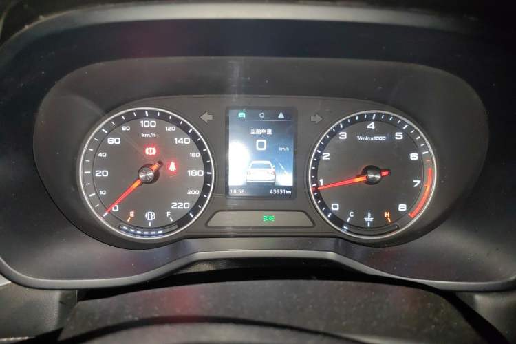 Used Roewe i5 2019 1.5L Manual 4G Connectable Langhao Edition Instrument Cluster