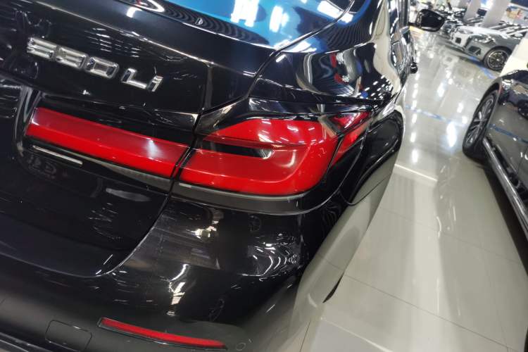 Used BMW 5 Series 2021 530Li Leading Luxury Package Right Rear Taillight