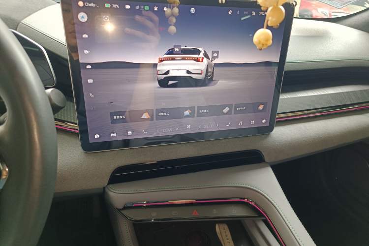 Used Zeekr 001 2023 WE Edition 86 kWh Audio And AC Panel