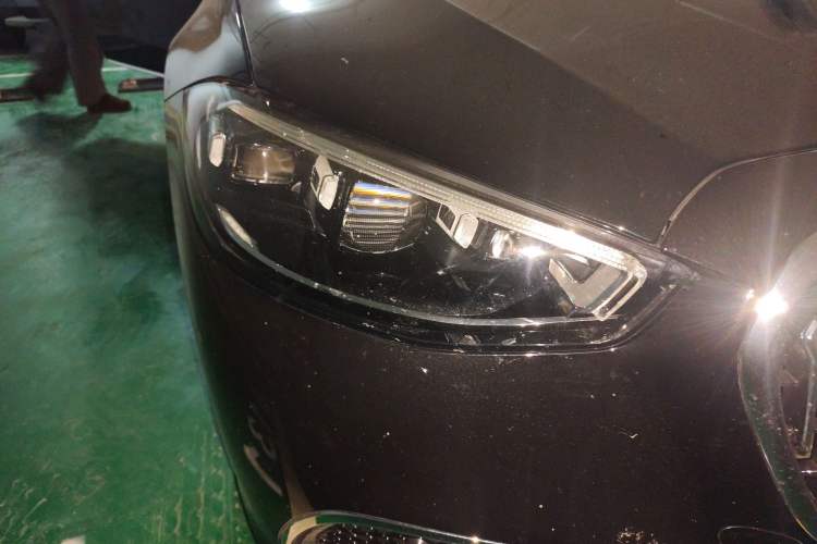 Used Mercedes-Benz Maybach S-Class 2024 S 480 4MATIC Right Front Headlight