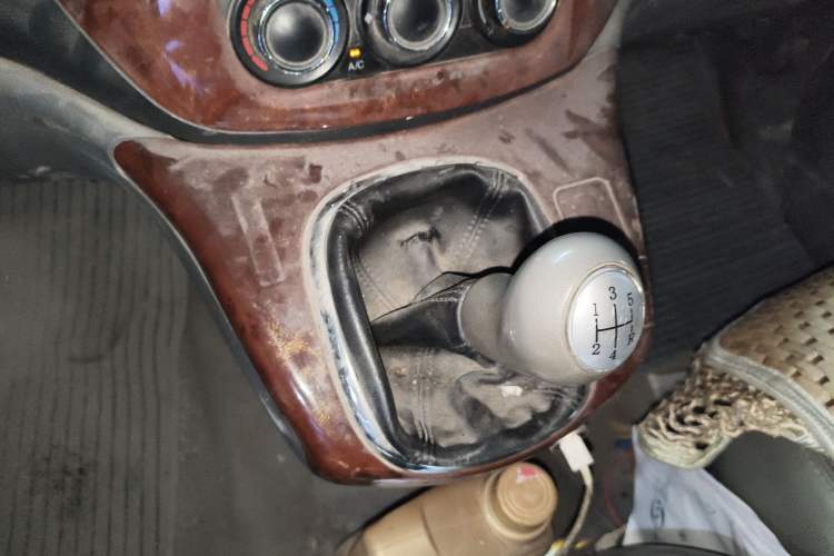 Used FORTHING Lingzhi 2014 M5 Q3 2.0L 7-seat Long-wheelbase Luxury Model