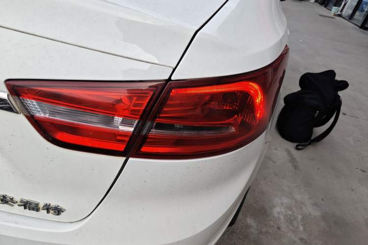 Used Ford Escort 2015 1.5L Automatic Comfort Edition