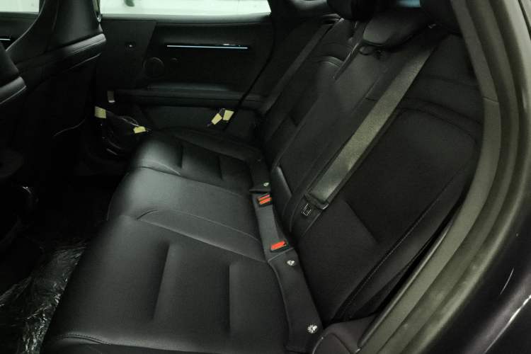 Used Avatr 06 2025 Max Extended-Range Edition
