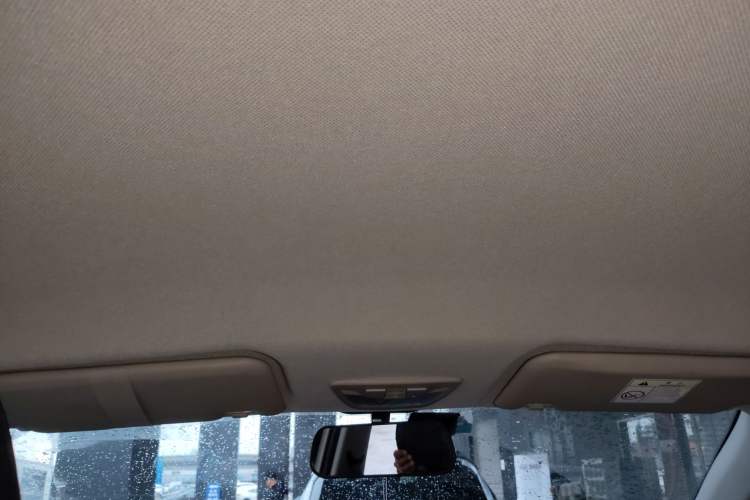 Used Baojun 730 2019 1.5L Manual Fashion Model 7-seater China VI
