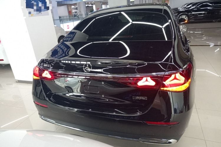 Used Mercedes-Benz E-Class 2024 Refresh E 300 L Stylish Edition

