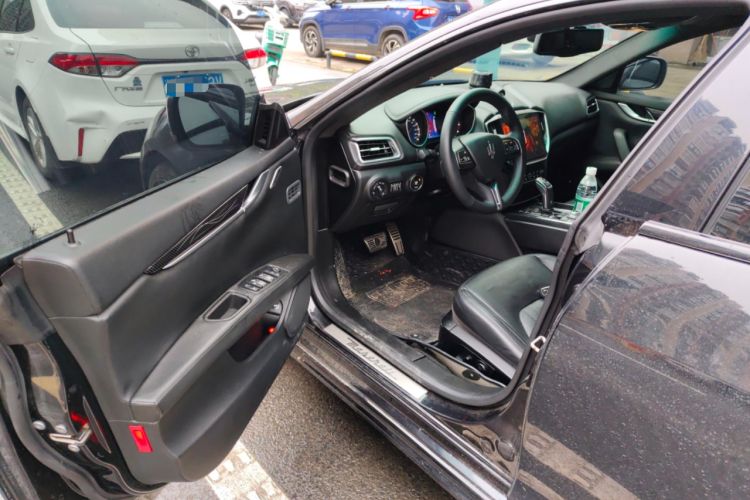 Used Maserati Ghibli 2014 3.0T Standard Edition Driver Seat