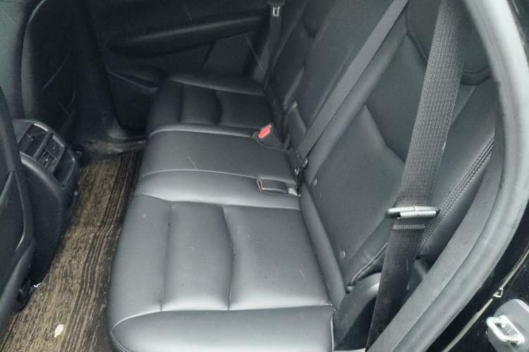 Used Cadillac XT5 2018 28E Four-Wheel Drive Tech Version