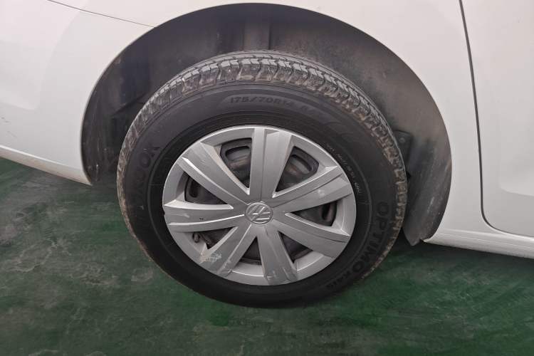 Used Volkswagen Jetta 2017 1.5L Manual Fashion Edition