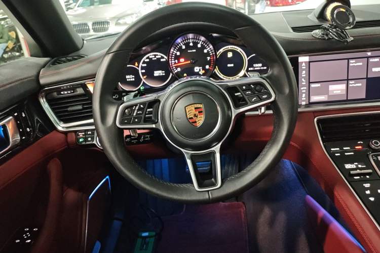 Used Porsche Panamera 2019 Panamera 4 Sport Turismo 2.9T
