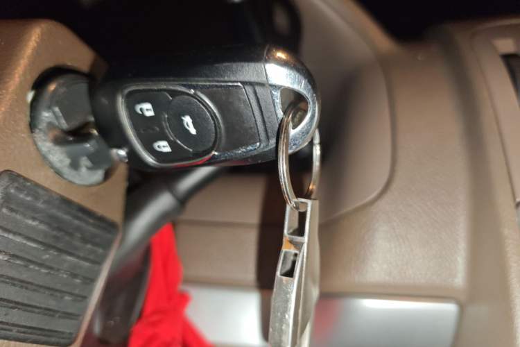 Used Buick GL8 2014 2.4L Classic Edition