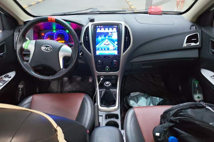 Used BYD F3 2015 Energy-Saving Edition 1.5L Manual Luxury Model
