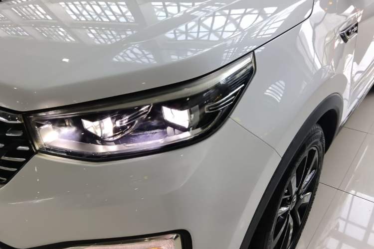 Used CHANGAN CS55 2018 1.5T Automatic Xuan Dong Model China V Standard
