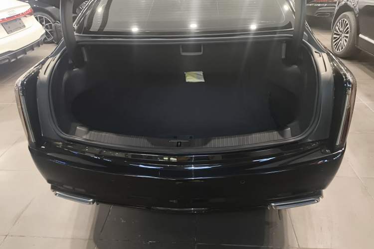 Used Cadillac CT6 2023 28T Luxury Version
