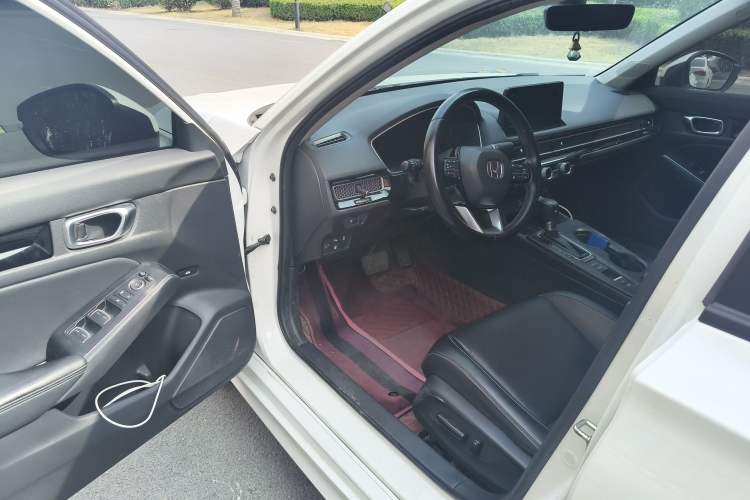 Used Honda Civic 2022 240TURBO CVT Dynamic Control Version
