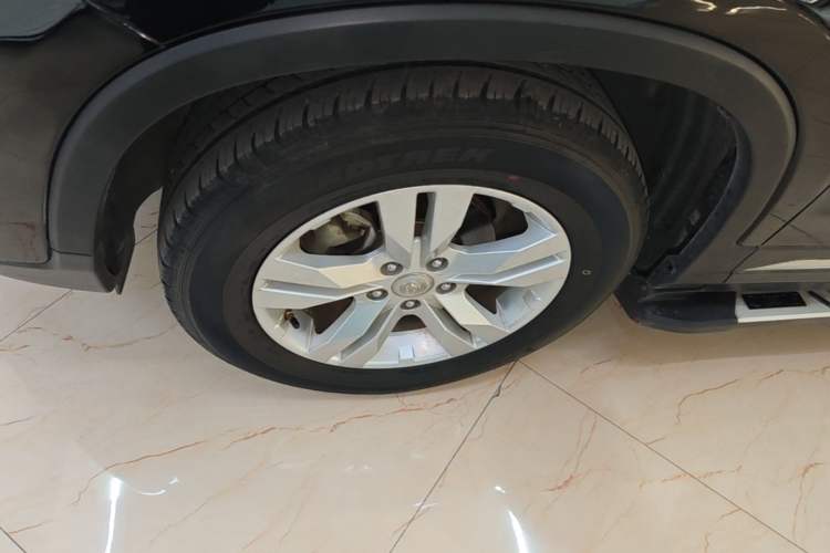 Used CHANGAN CS75 2016 1.8T Automatic Elite Model China IV Standard
