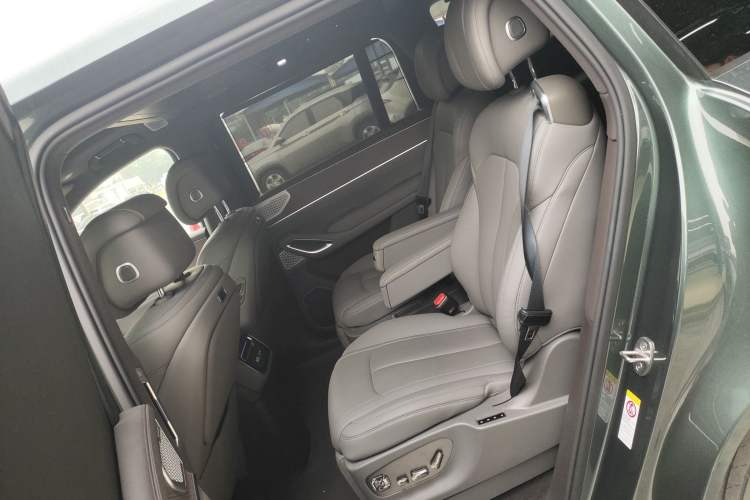 Used Denza N9 2025 Flagship Model