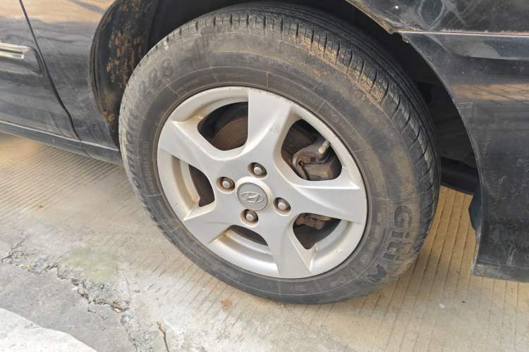 Used Hyundai Elantra 2011 1.6L Manual Comfort Version