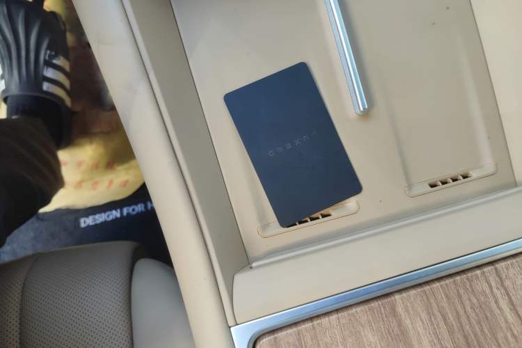 Used Hima Luxeed R7 2024 All-Electric 736 km Ultra