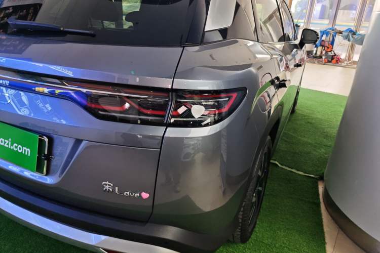 Used BYD Song L DM-i 2024 160km Beyond Edition
