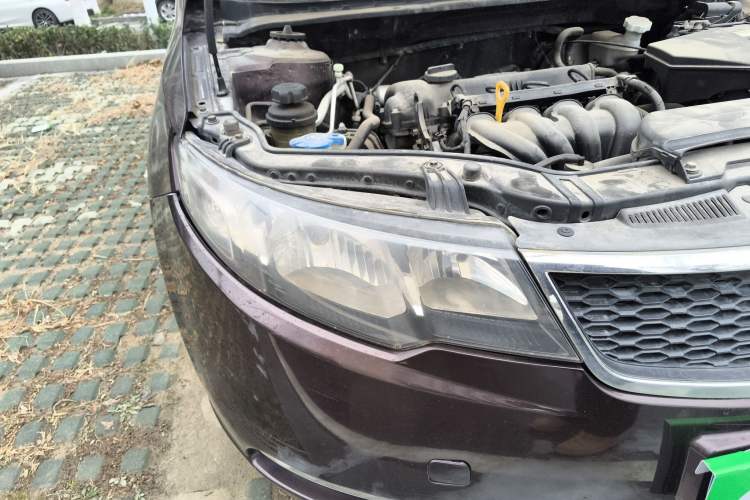 Used Kia Forte 2011 1.6L MT GL Right Front Headlight