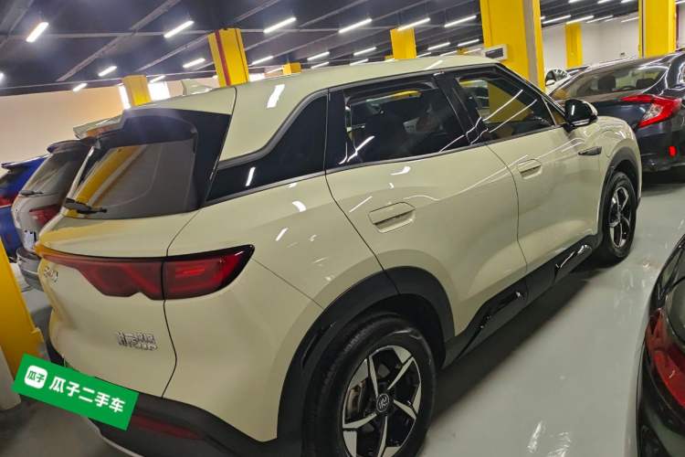 Used BYD Yuan UP 2024 301KM Leading Edition